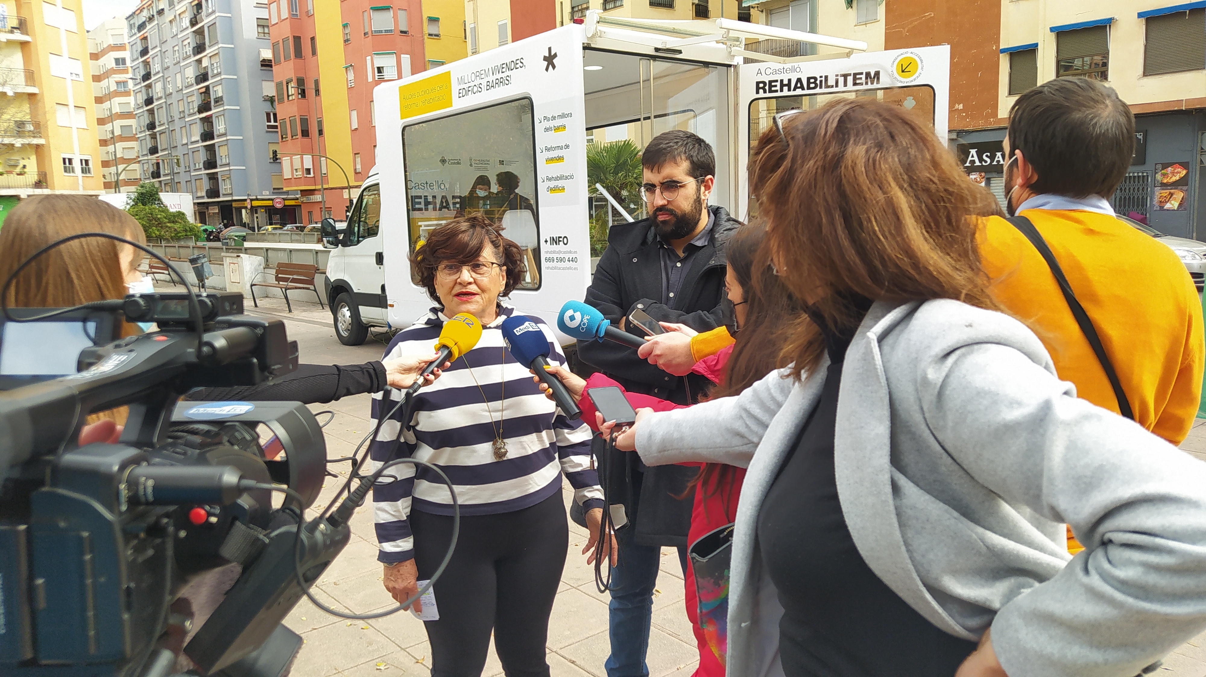 Castelló asesora a las comunidades de propietarios para pedir las ayudas de rehabilitación de edificios