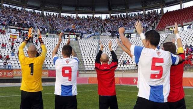 1.200 entradas al precio de 10 euros para los aficionados del Hércules en el Enrique Roca
