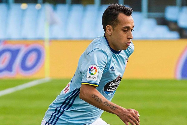 El Valencia CF mantiene un pulso con el Celta por Orellana