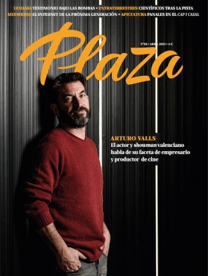El actor y productor Arturo Valls, portada de la revista Plaza de abril