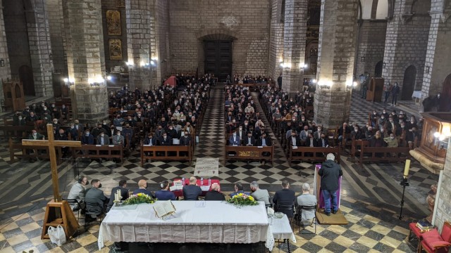 No con mujeres: la Cofradía de la Purísima Sangre de Sagunto rechaza ser una comisión mixta