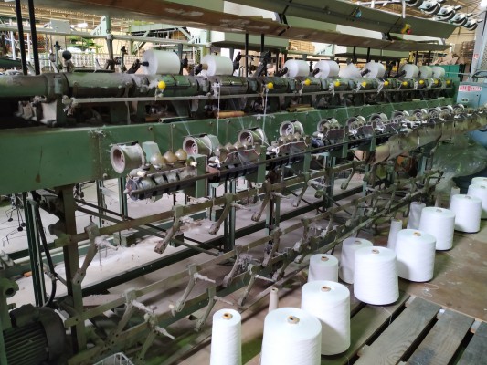 El proyecto de Mecatrónica Industrial del Canónigo Manchón de Crevillent y Alfombras Imperial, premio innovador