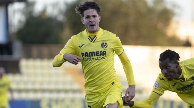 El Villarreal B golea al Algeciras en un partido inmaculado