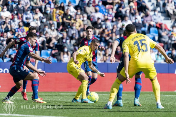 El corazón del Levante ahoga al Submarino  