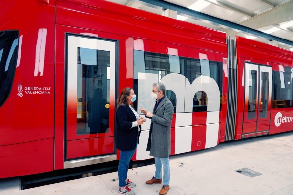  Los tranvías de la futura Línea 10 de Metrovalencia estrenarán nuevo diseño e imagen en color rojo