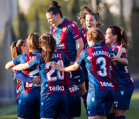 El Levante defiende su puesto ante el Sevilla
