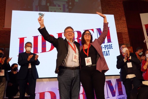  Puig arropa a Sandra Gómez en su congreso como líder del PSPV de Valéncia y candidata a la alcaldía