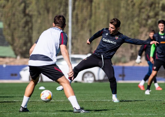 El posible once del Levante frente al Villarreal