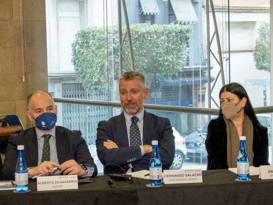 Cesce analiza con Ascer los riesgos de la economía: la transición energética y digital serán claves