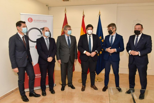 El Colegio de Economistas recibirá la Medalla de Oro por 100 años al servicio de la Región  