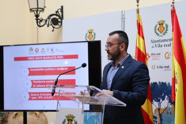 Benlloch retomará iniciativas para intensificar el contacto con la sociedad y diseñar 