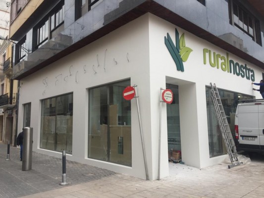 Ruralnostra toma el relevo al Banco Popular y se asienta en plena Plaza Mayor de Vila-real