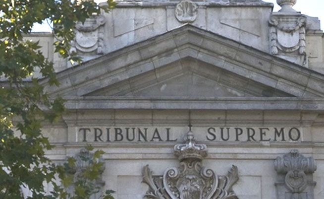Varapalo del Supremo a Ada Colau que obliga a aplicar el tributo metropolitano del IBI en toda la AMB
