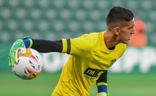 El Elche prepara la visita a Bilbao sin los internacionales ni Edgar Badía, enfermo
