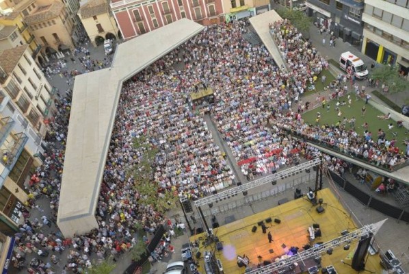 Vila-real recupera el concurso para elegir el 'llibret' de las fiestas de  la Virgen de Gracia