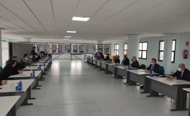 El convenio del azulejo ya tiene el primer punto de fricción: Los salarios marcarán la negociación