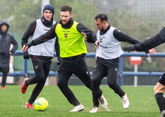 El Levante, pendiente de si recupera algún efectivo para la visita del Villarreal