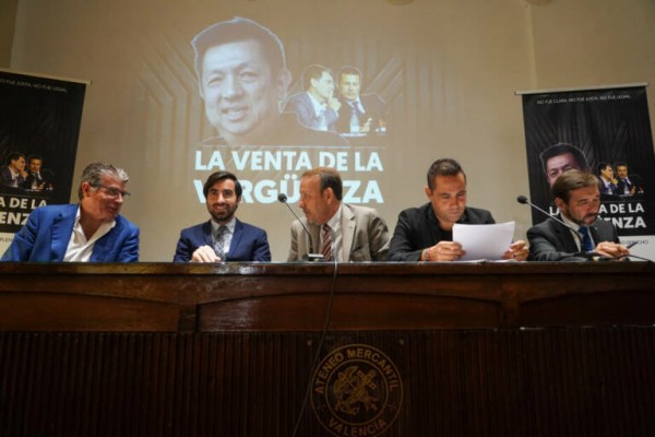 Amadeo Salvo elude su responsabilidad en la venta del Valencia y culpa a los patronos de la Fundación
