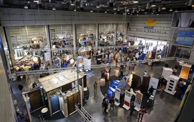 Cuarenta empresas de 16 países visitan la feria internacional Maderalia en Feria Valencia