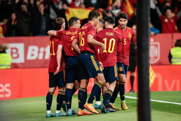 España busca su mejoría con vistas a Catar