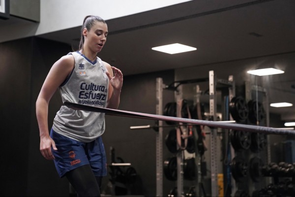 Raquel Carrera se incorpora al trabajo de grupo