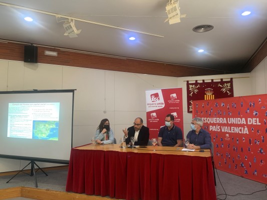 EUPV L'Alacantí aboga por un modelo energético público basado en las renovables