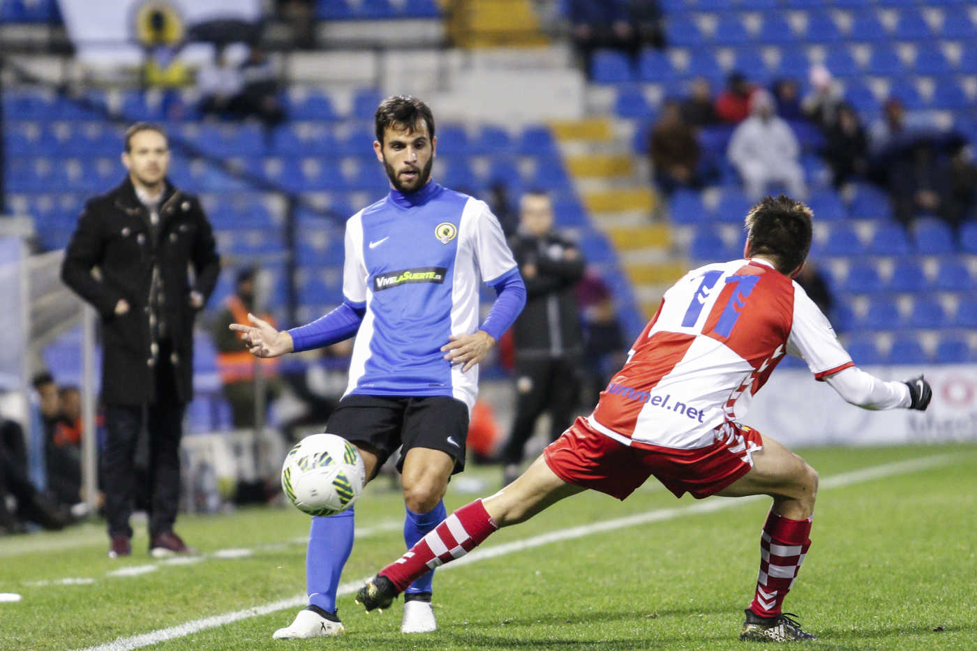 Primer gol de Dalmau de blanquiazul