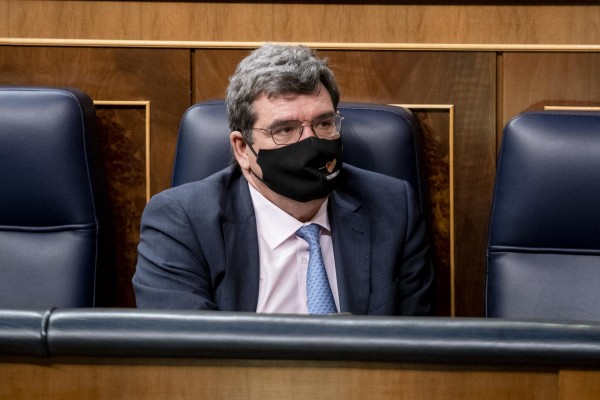 Escrivá asegura que las CCAA financiarán la acogida de refugiados con fondos europeos