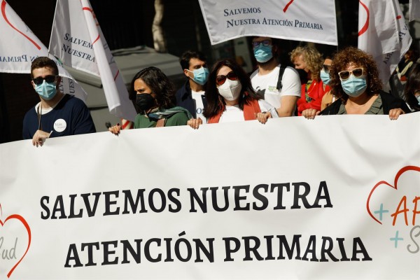 Más de un centenar de organizaciones se movilizarán este domingo en toda España en defensa de la Atención Primaria
