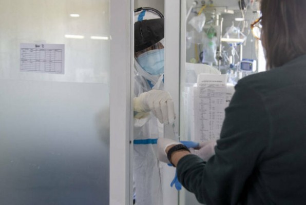 Un estudio apunta un nuevo síntoma de la COVID-19 en niños, la laringotraqueobronquitis
