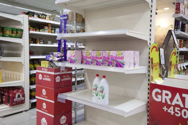 La industria española para por la falta de suministros y el alza de precios