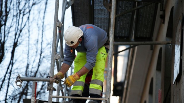 Vila-real opta a reeditar los planes de empleo que en 2021 permitieron contratar a 48 personas