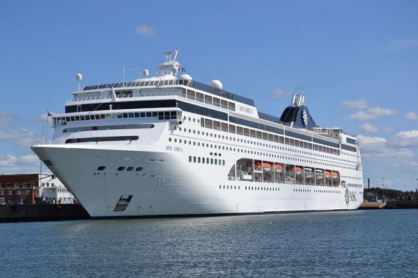 La naviera MSC baraja otras 10 escalas desde enero para prolongar la base de sus cruceros en Alicante
