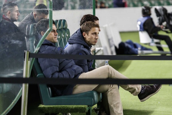 A cuatro puntos del play off