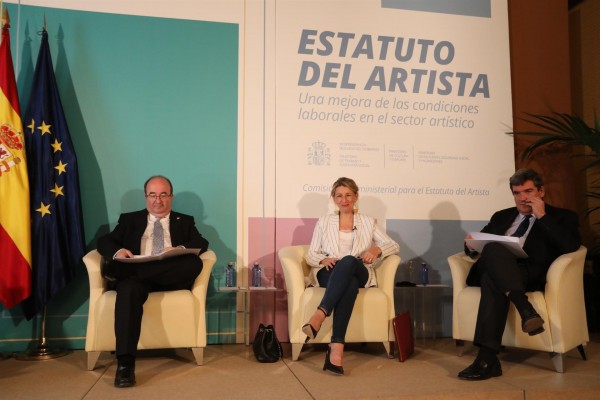 Los artistas tendrán atención personalizada por videollamada para 
