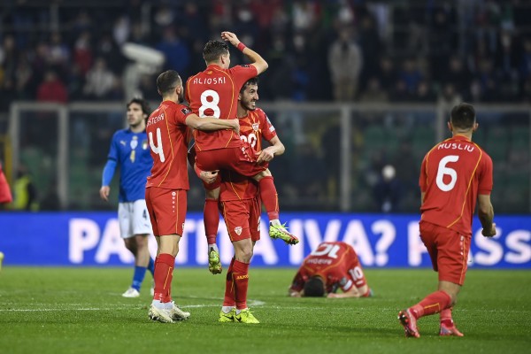 La Macedonia de Bardhi apea a Italia del Mundial y buscará la hazaña ante Portugal