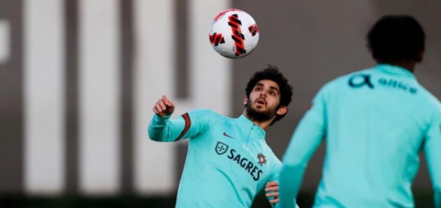 Portugal pasa a la final sin Guedes