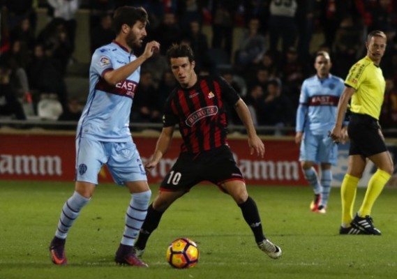 Campaña sufre un esguince de tobillo y se perderá el partido ante el Nàstic

