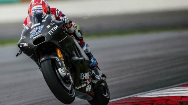 Casey Stoner el más rápido en Sepang, Maverick Viñales tercero
