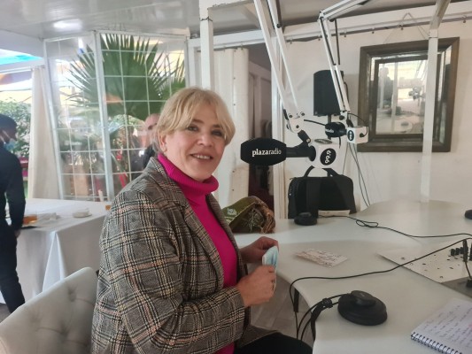 Jeanette Segarra: 
