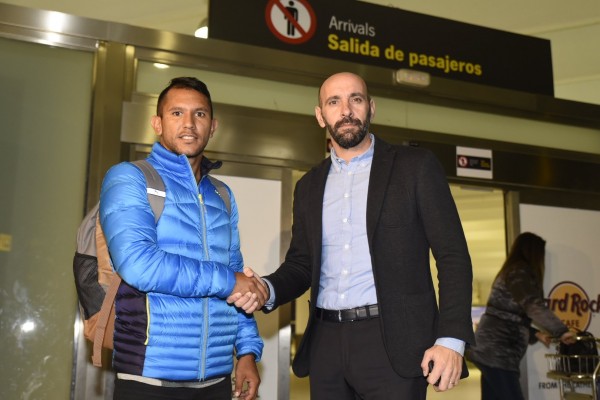 Walter Montoya ya está en Sevilla para firmar su nuevo contrato