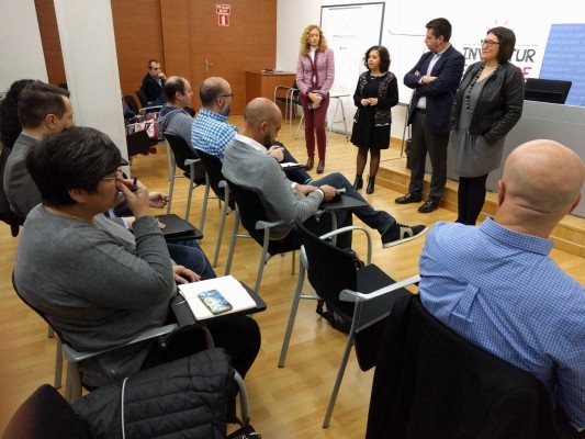 Alicante y el Invat·tur renuevan su apuesta formativa para crear empresas turísticas 
