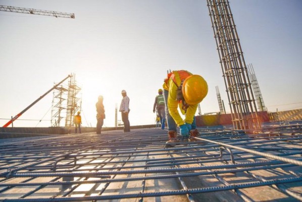 Los distribuidores de materiales de construcción advierten de parón en las obras la próxima semana