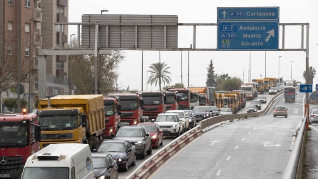 Froet rechaza de pleno la oferta del Gobierno para detener la huelga del transporte: 