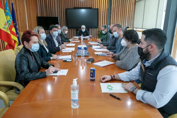 'Alfombra roja' al presupuesto de Alicante: el bipartito y Vox allanan el rechazo a las alegaciones