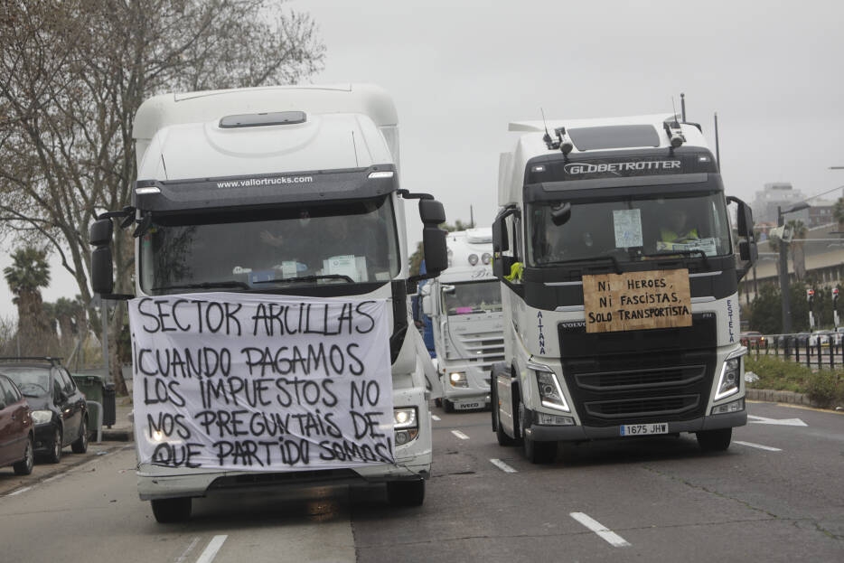 El Gobierno ofrece a los transportistas 500 millones en ayudas directas
