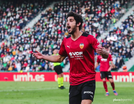 Guedes vuelve a su 'tope'