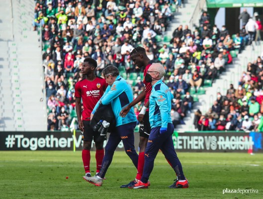 Un parón para recuperar efectivos... y esquivar el 'virus FIFA'
