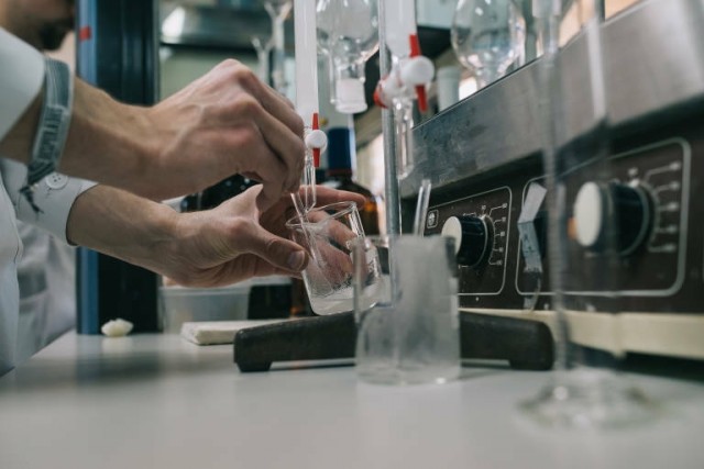 El sector químico de la Comunitat Valenciana sufre una subida en sus materias primas
