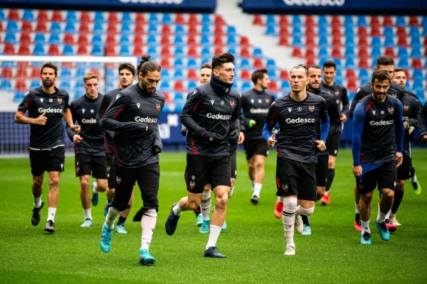 Alessio espera a De Frutos, Clerc y Campaña tras el parón en la Liga
